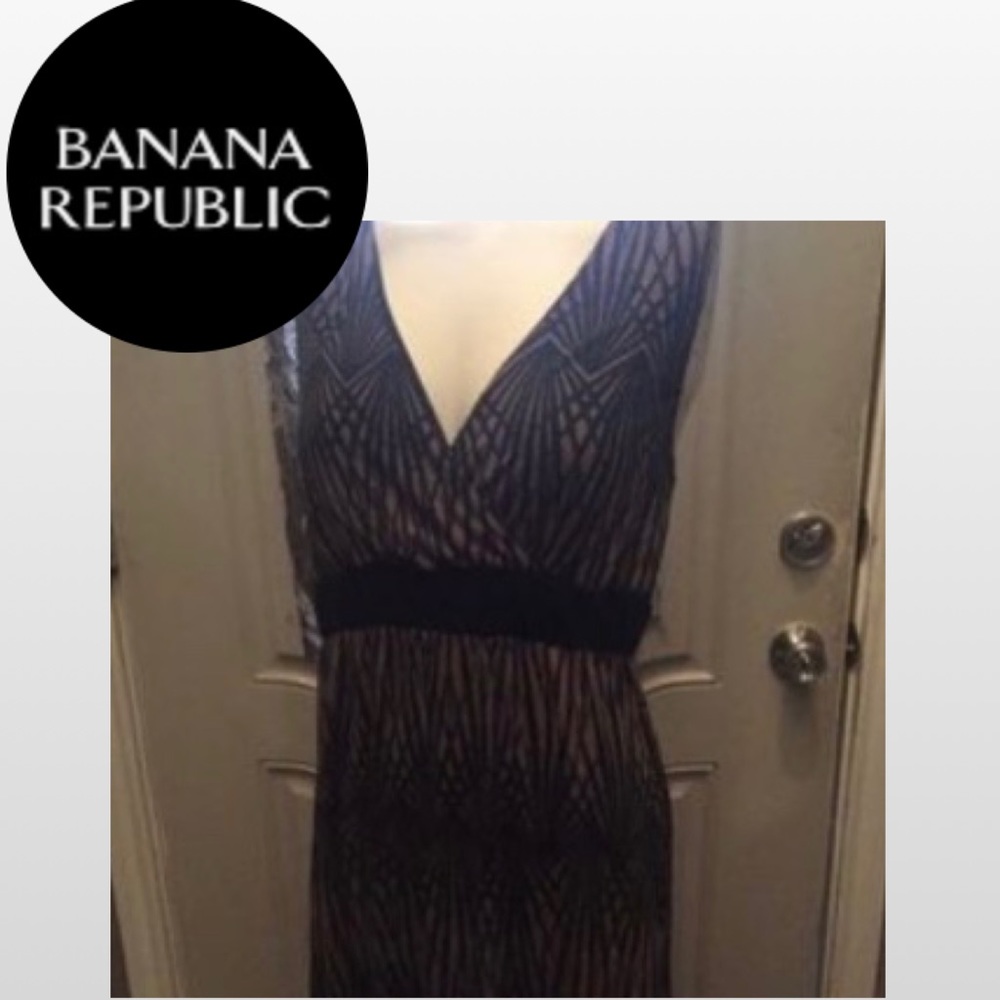 Lovely Banana Republic Dress!